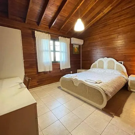 Villa Koilani Village House